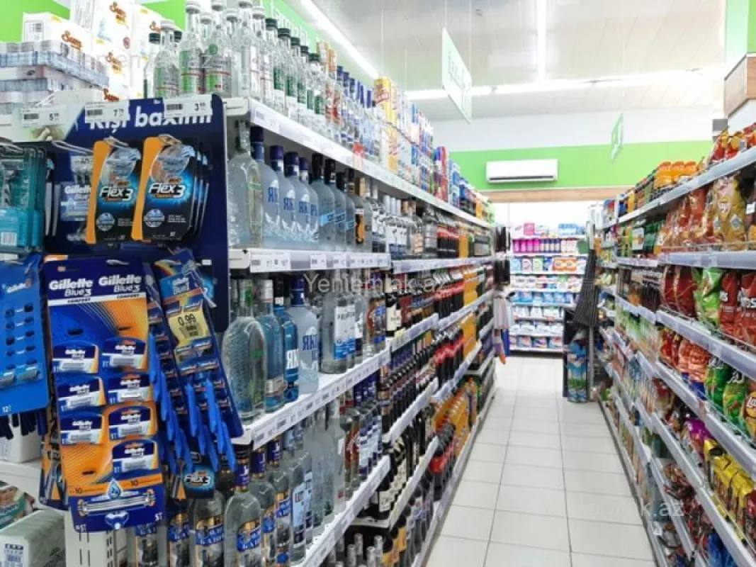 Satılır 1 otaqlı obyekt 200 m²