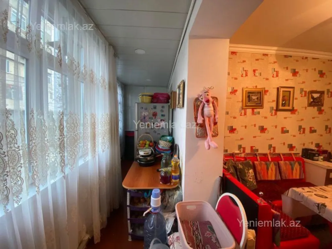 Satılır 3 otaqlı köhnə tikili 75 m²