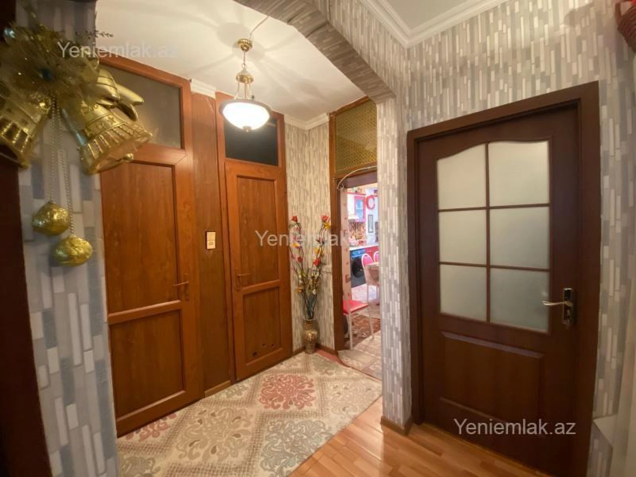 Satılır 3 otaqlı köhnə tikili 75 m²
