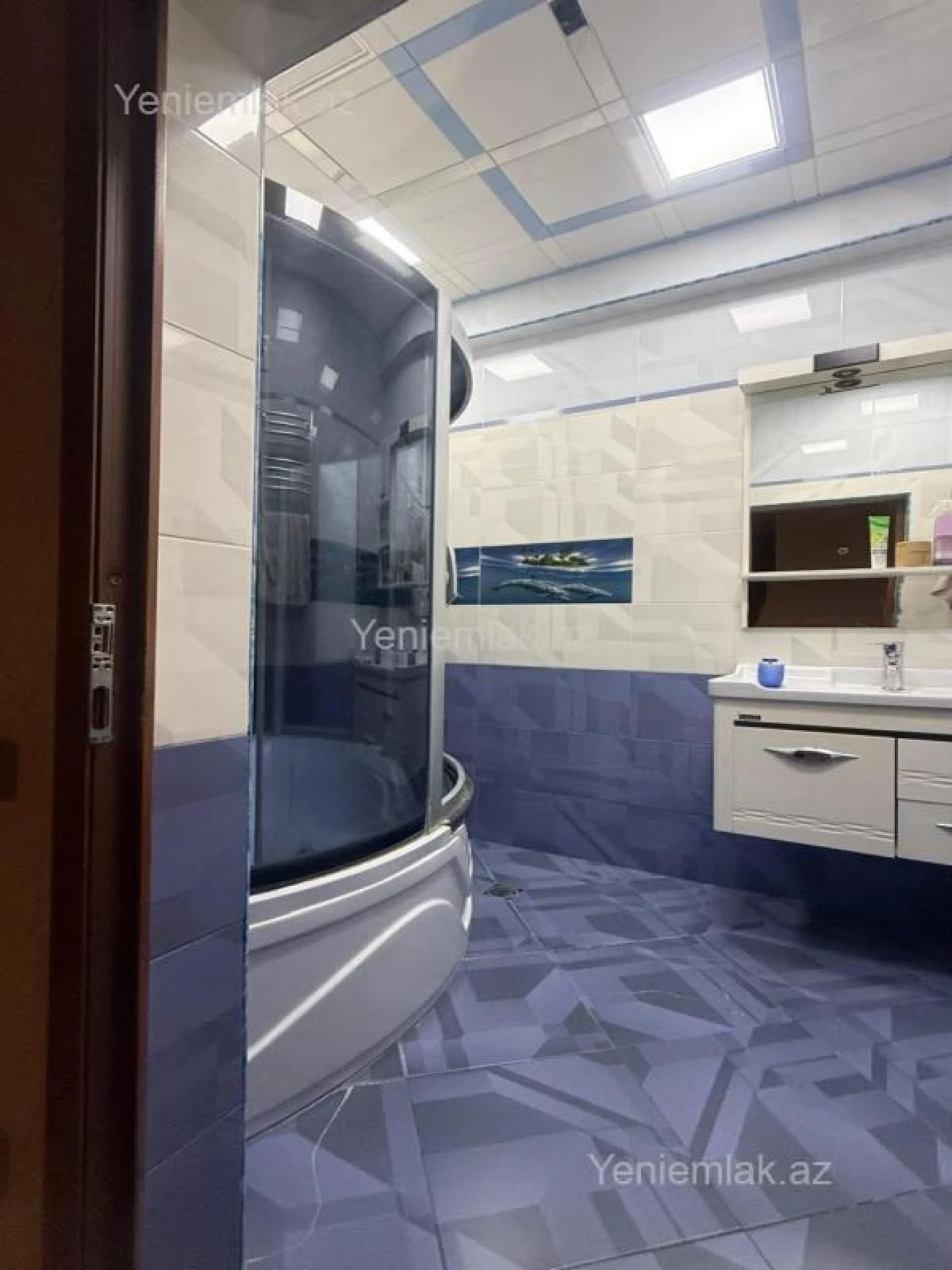 Satılır 3 otaqlı yeni tikili 140 m²