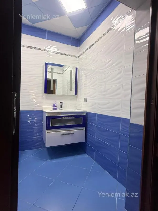 Satılır 3 otaqlı yeni tikili 140 m²