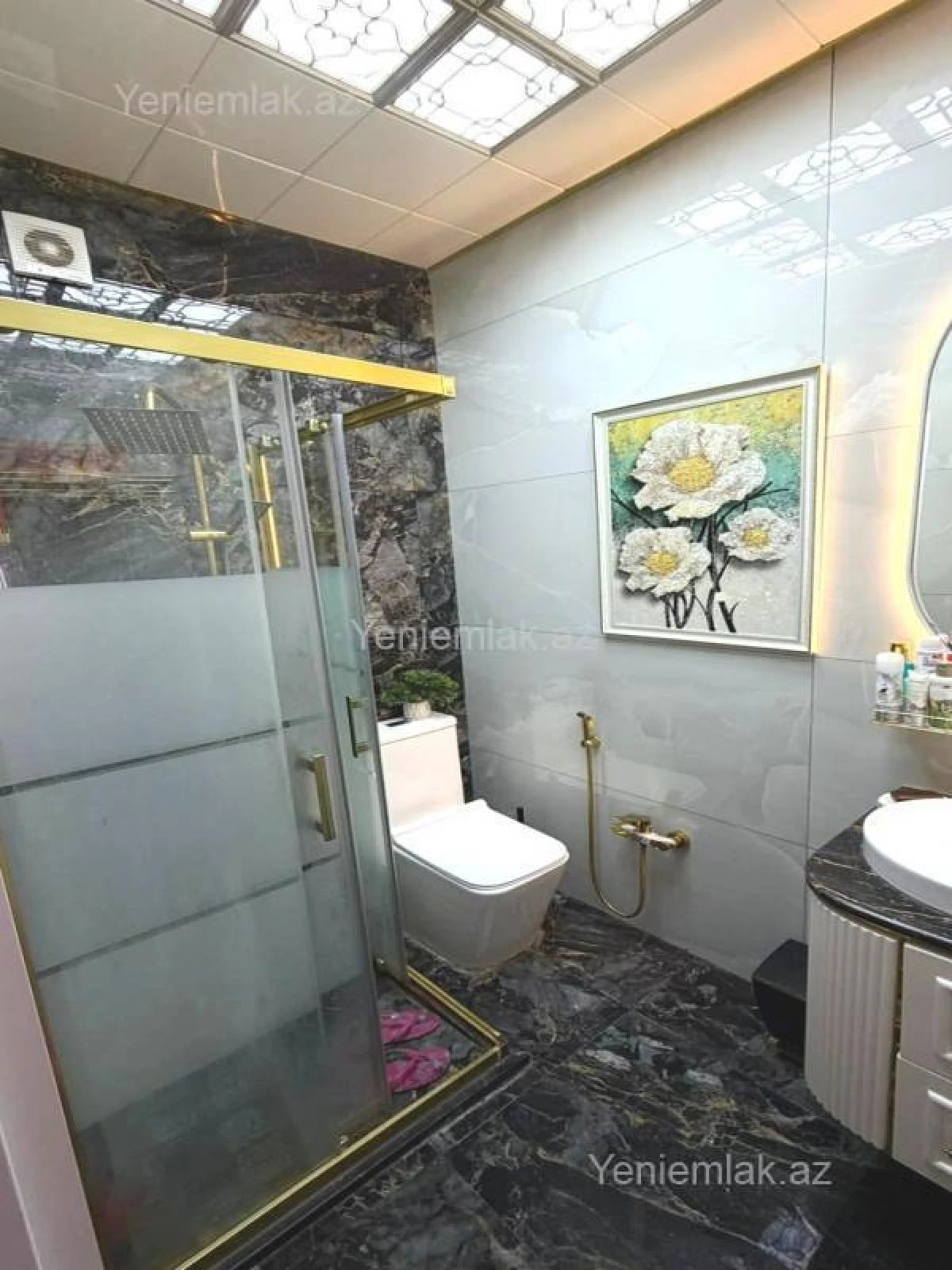 Satılır 2 otaqlı yeni tikili 68 m²