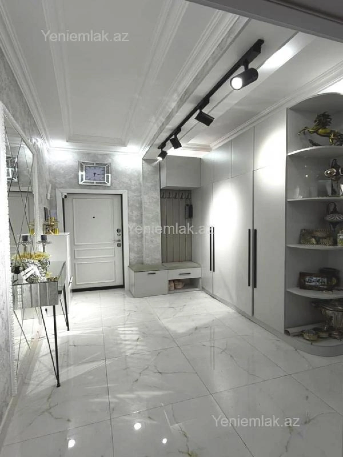 Satılır 2 otaqlı yeni tikili 68 m²