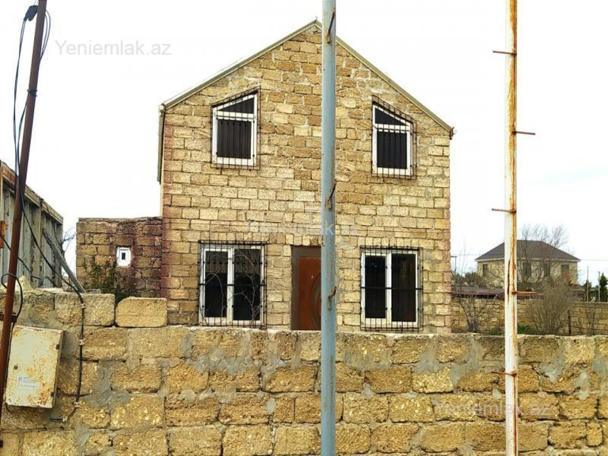 Satılır 6 otaqlı həyət evi 110 m²