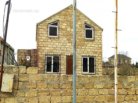 Satılır 6 otaqlı həyət evi 110 m²