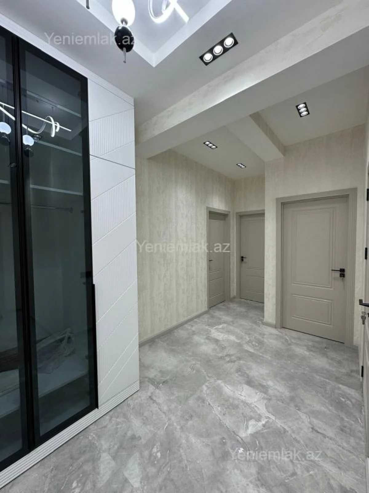 Satılır 2 otaqlı yeni tikili 80 m²