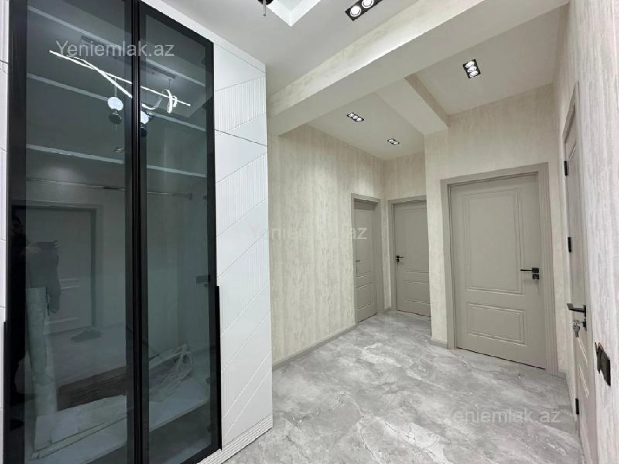 Satılır 2 otaqlı yeni tikili 80 m²