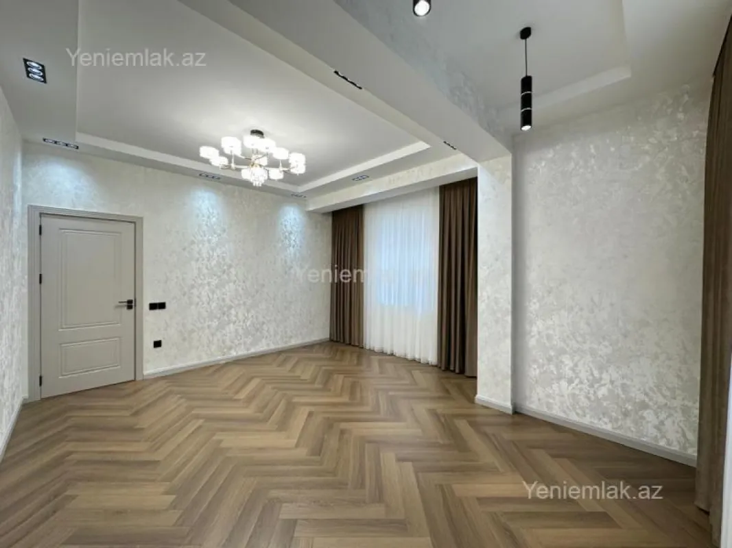 Satılır 2 otaqlı yeni tikili 80 m²