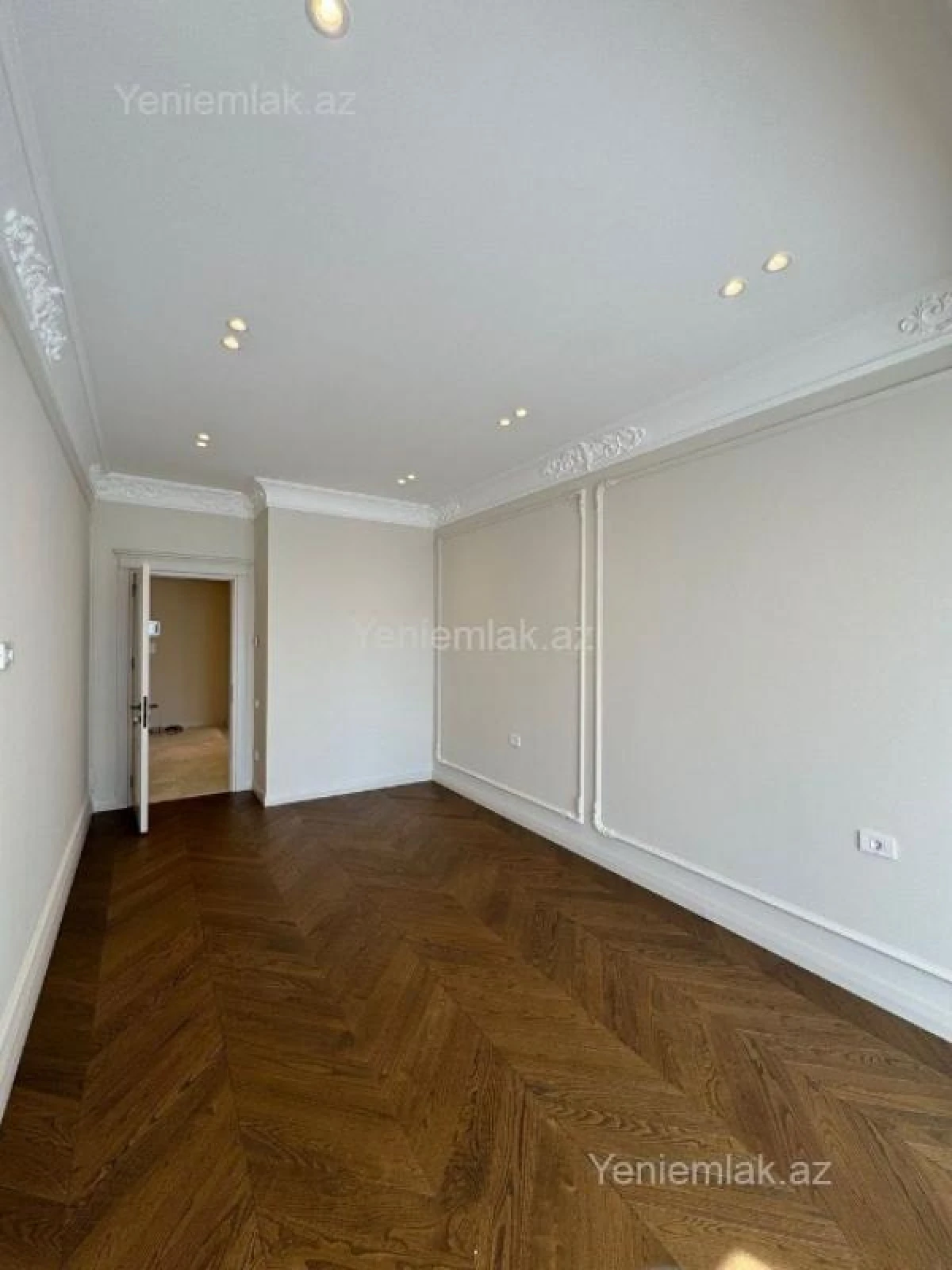 Satılır 3 otaqlı yeni tikili 127.5 m²