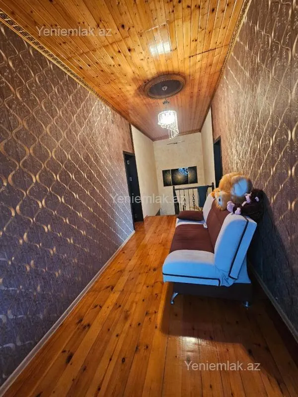 Satılır 4 otaqlı həyət evi 180 m²