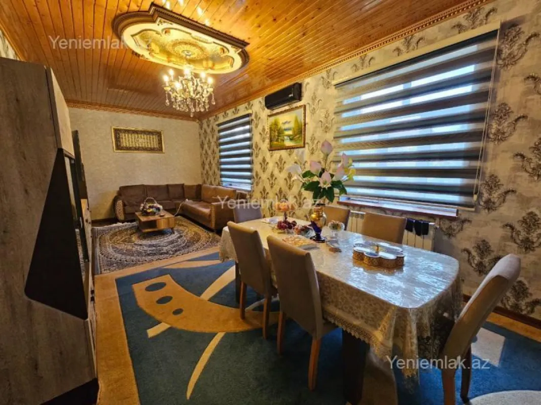 Satılır 4 otaqlı həyət evi 180 m²