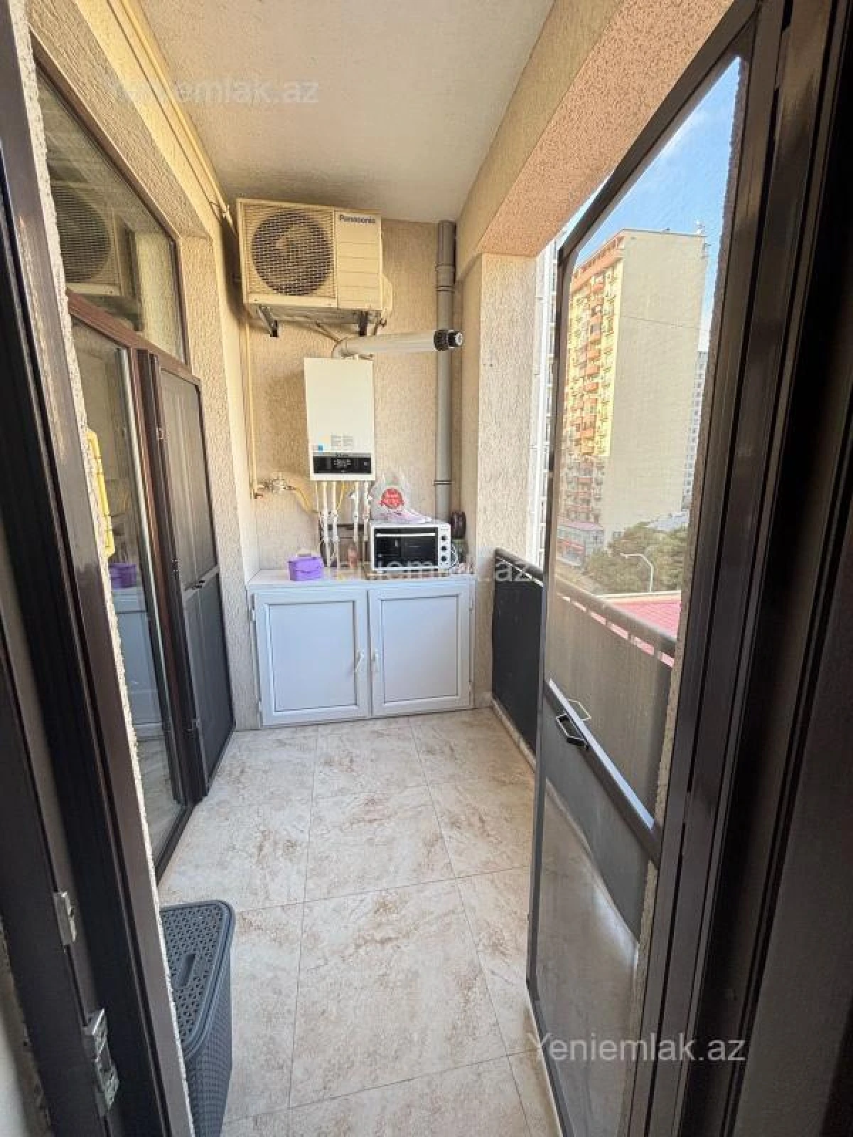 Satılır 3 otaqlı yeni tikili 90 m²