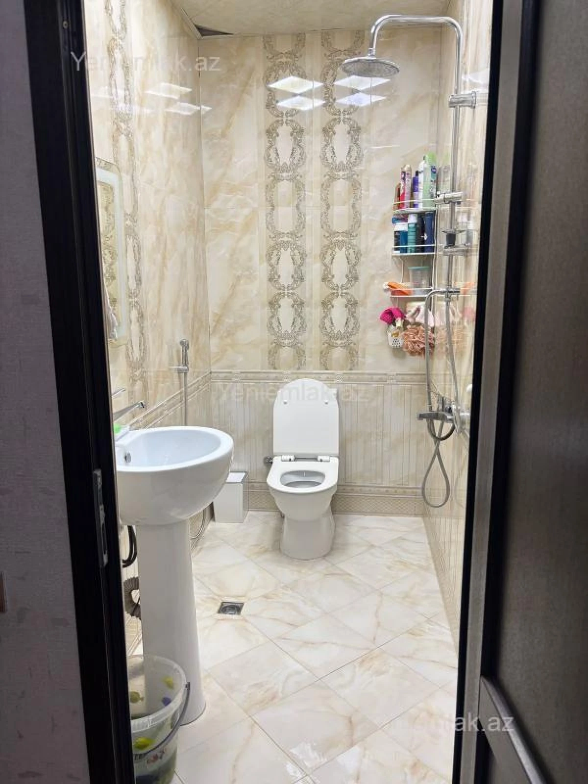 Satılır 3 otaqlı yeni tikili 90 m²