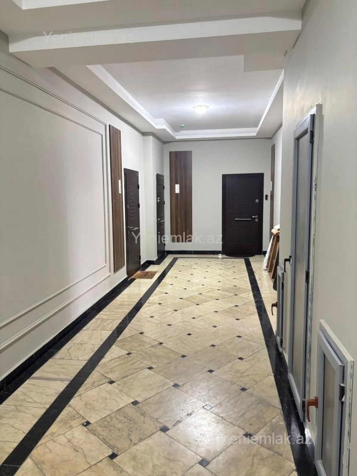 Satılır 3 otaqlı yeni tikili 90 m²