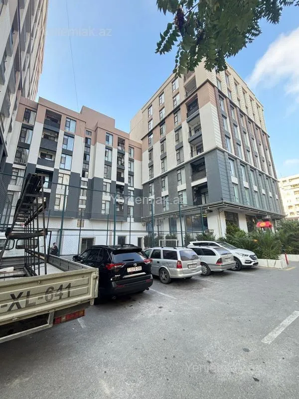 Satılır 3 otaqlı yeni tikili 90 m²