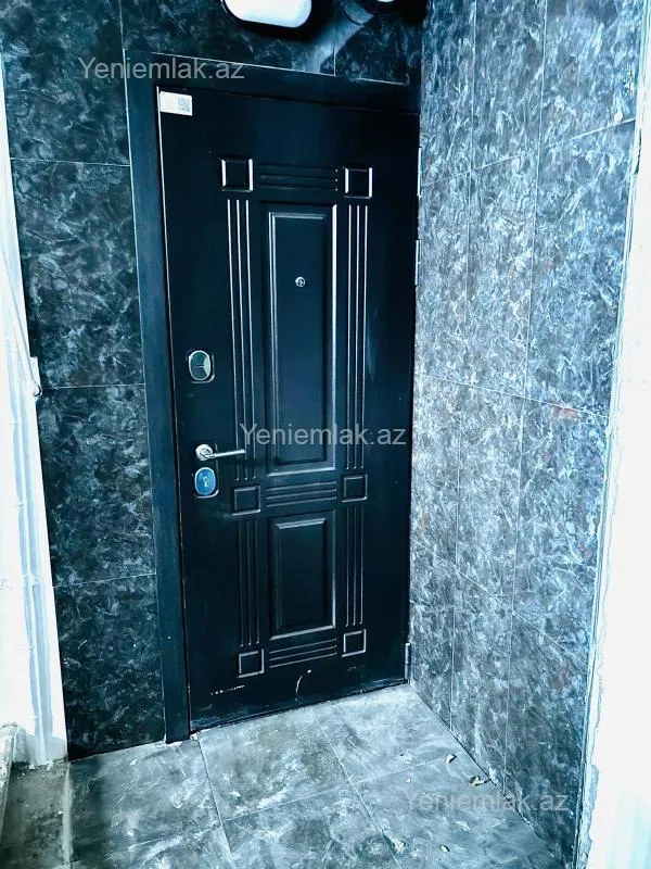 Satılır 3 otaqlı köhnə tikili 90 m²