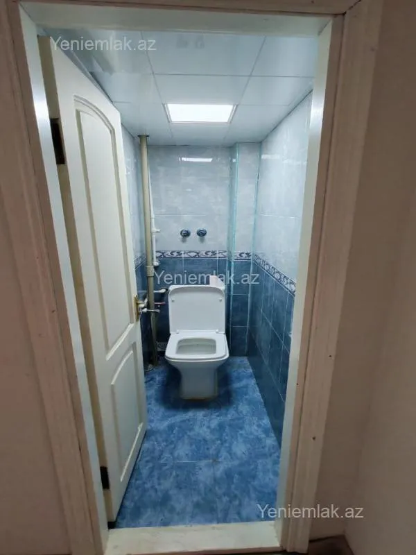 Satılır 2 otaqlı köhnə tikili 55 m²