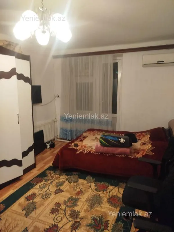 Satılır 1 otaqlı köhnə tikili 40 m²
