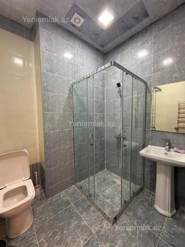 Satılır 2 otaqlı yeni tikili 74.7 m²