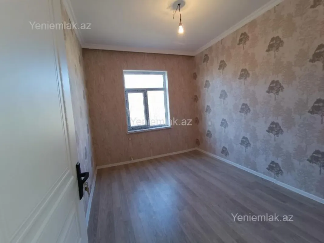 Satılır 4 otaqlı həyət evi 140 m²
