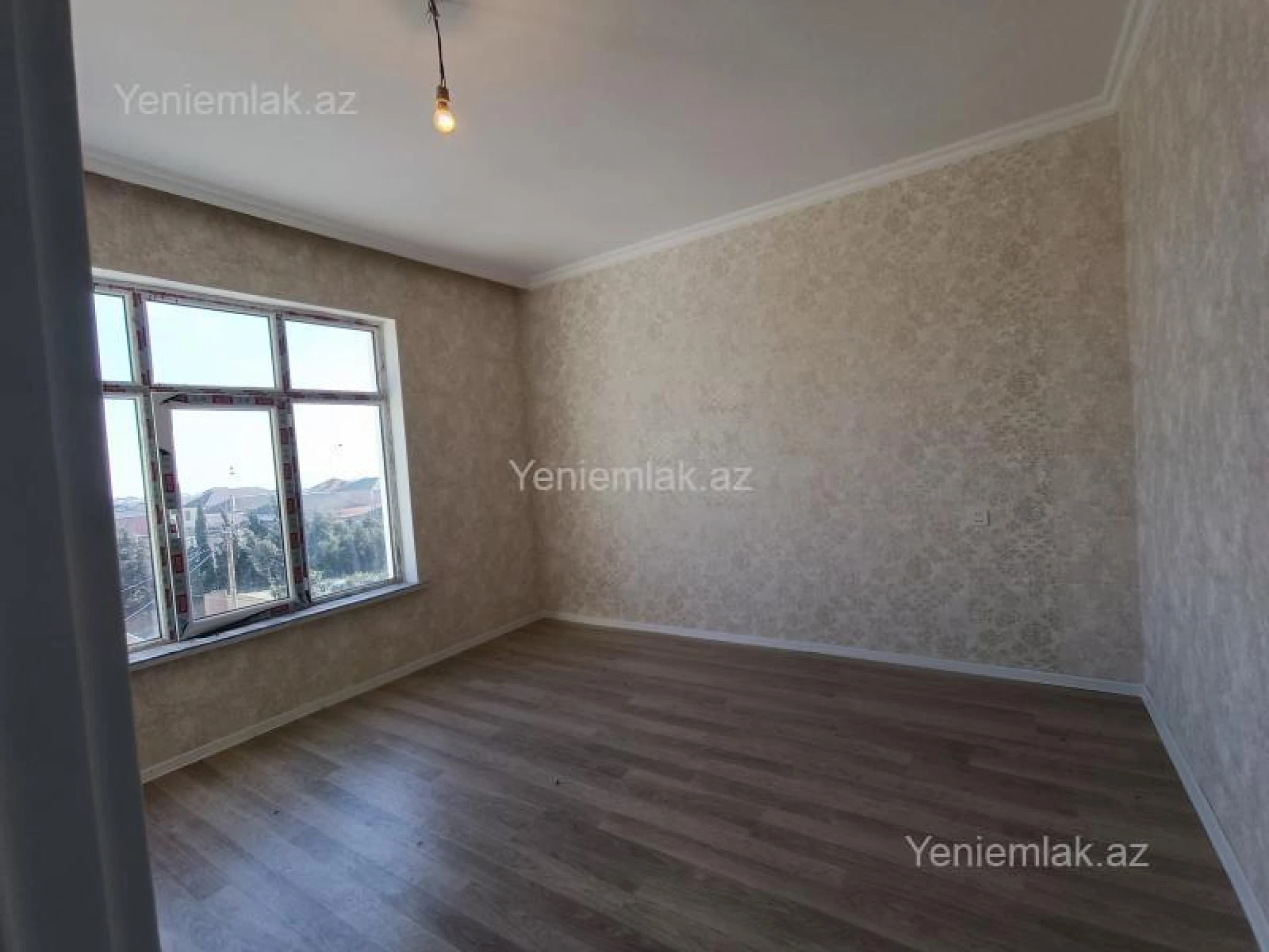 Satılır 4 otaqlı həyət evi 140 m²