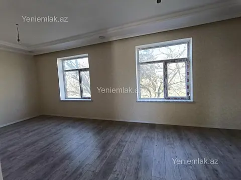 Satılır 4 otaqlı həyət evi 140 m²