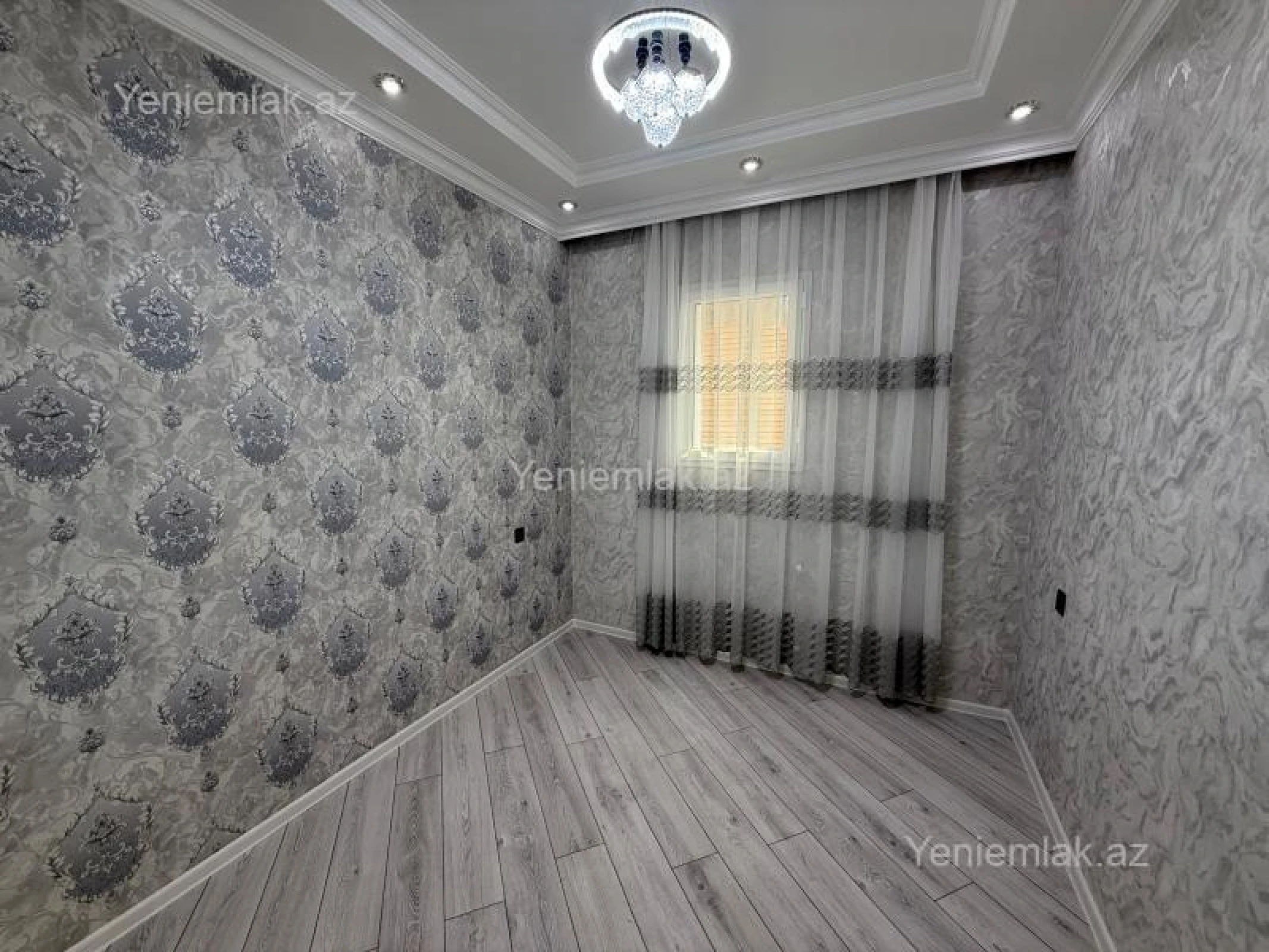 Satılır 3 otaqlı yeni tikili 75 m²