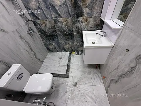 Satılır 3 otaqlı yeni tikili 75 m²