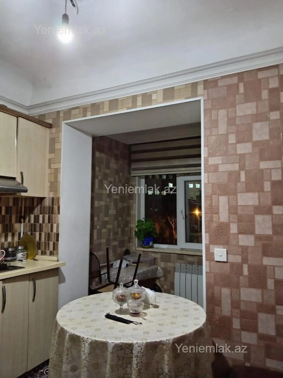 Satılır 2 otaqlı köhnə tikili 45 m²