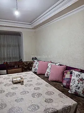 Satılır 2 otaqlı köhnə tikili 45 m²