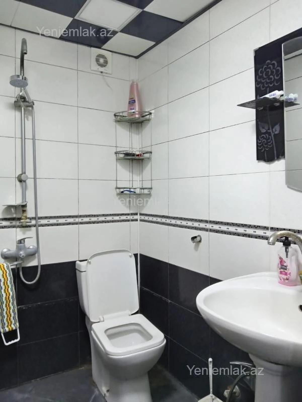 Satılır 2 otaqlı köhnə tikili 45 m²