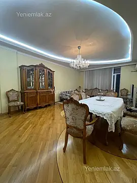 Satılır 3 otaqlı yeni tikili 150 m²