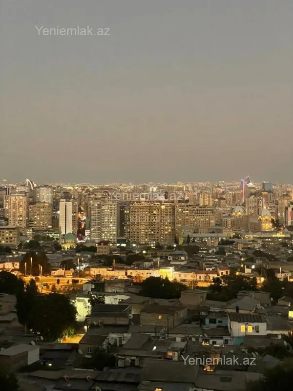 Satılır 3 otaqlı yeni tikili 150 m²