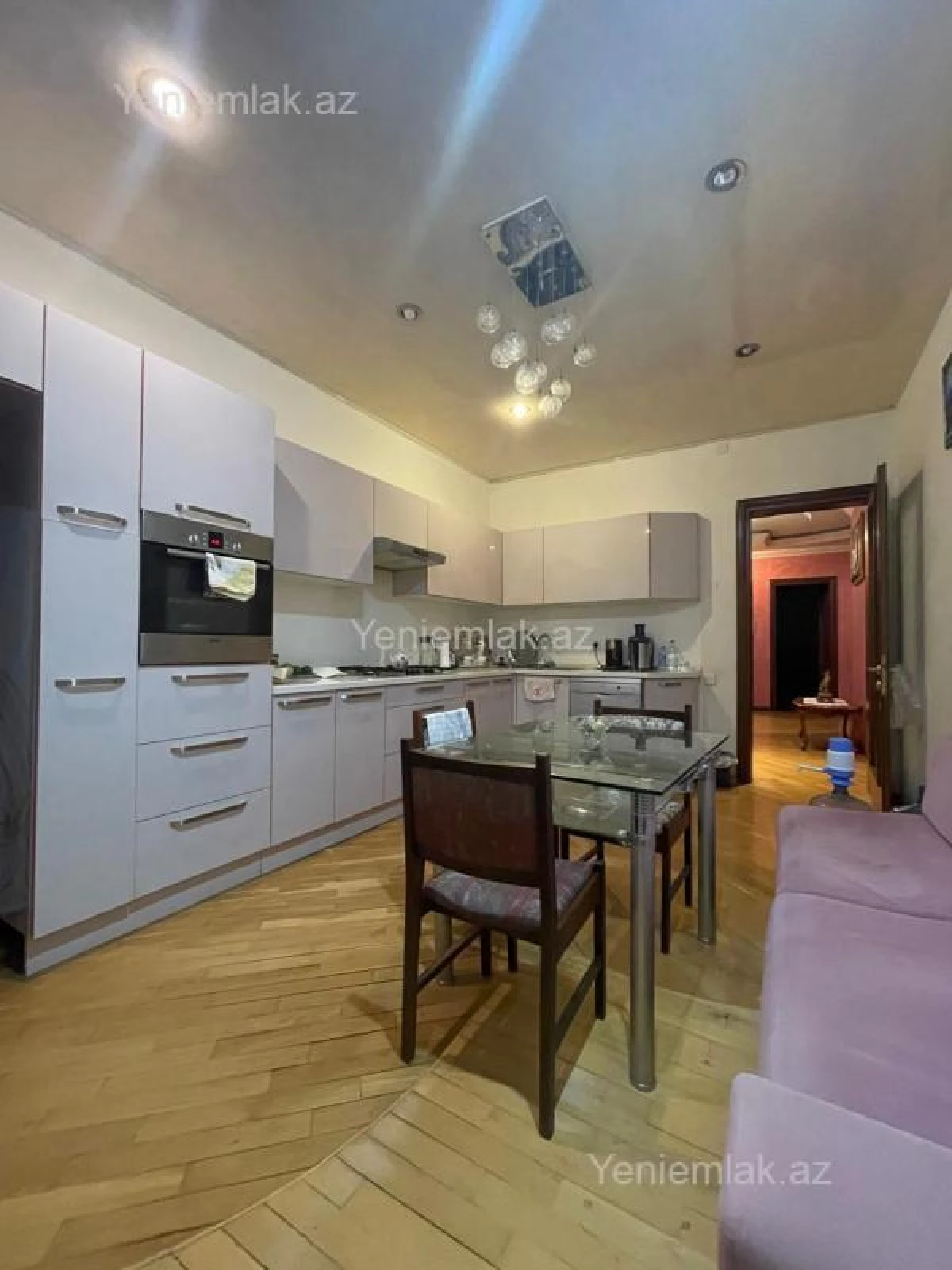 Satılır 3 otaqlı yeni tikili 150 m²