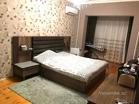 Satılır 3 otaqlı köhnə tikili 90 m²