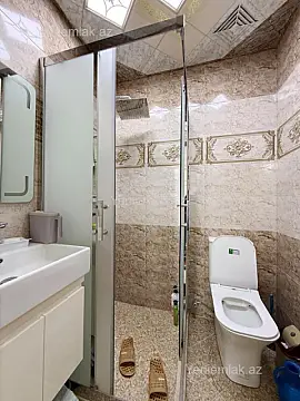 Satılır 3 otaqlı yeni tikili 130 m²