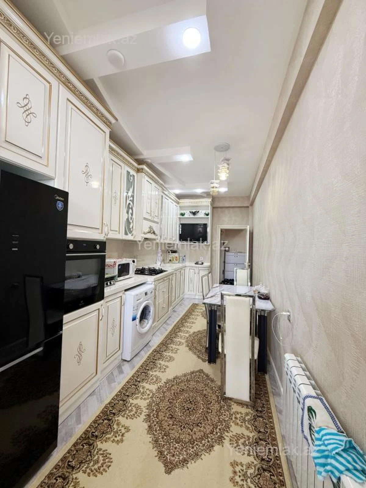 Satılır 3 otaqlı yeni tikili 130 m²