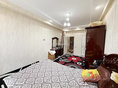 Satılır 3 otaqlı yeni tikili 130 m²