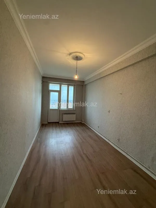 Satılır 2 otaqlı yeni tikili 72 m²