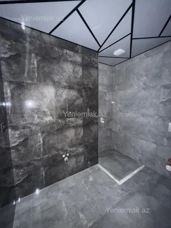 Satılır 2 otaqlı yeni tikili 90 m²