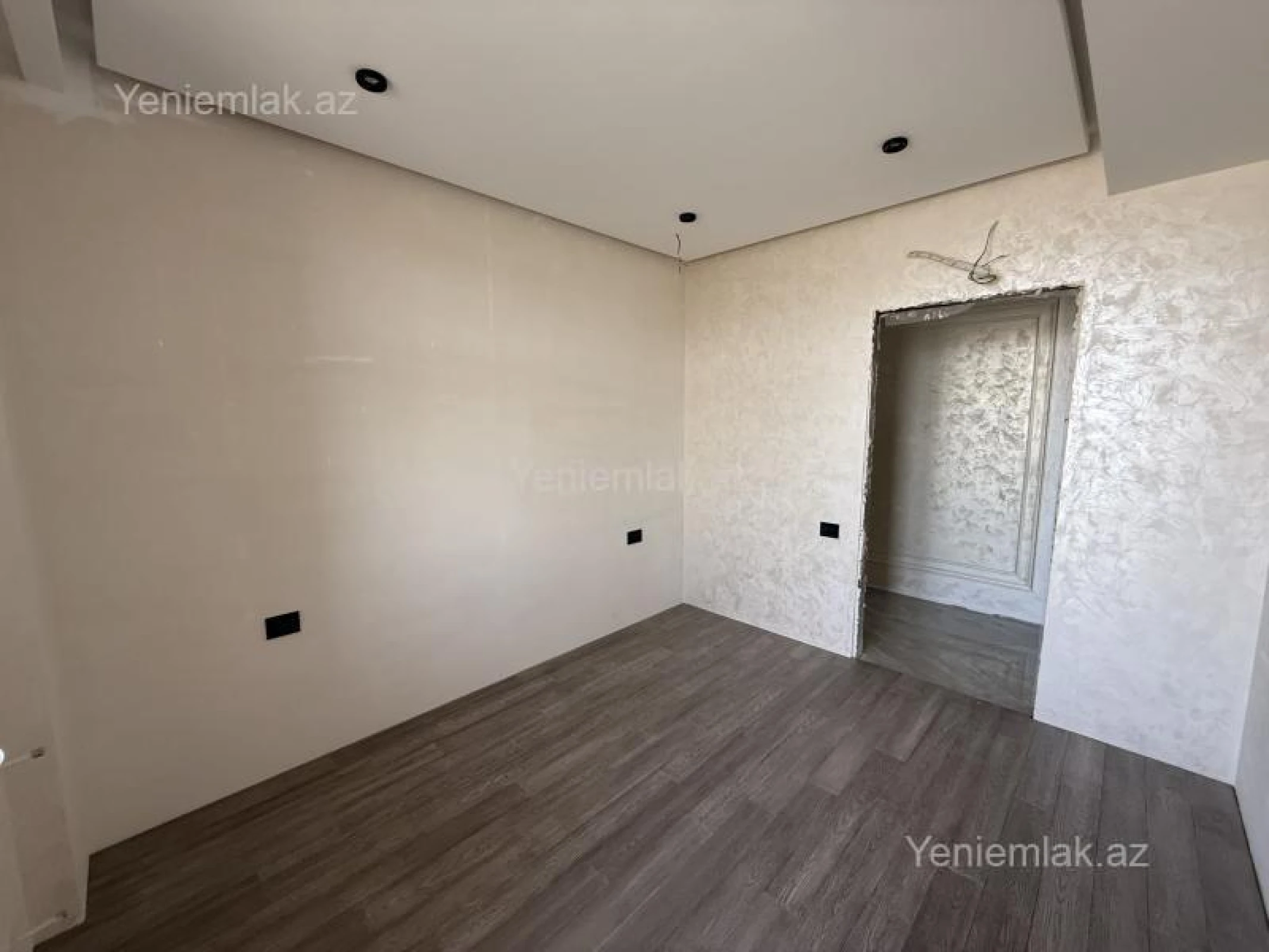 Satılır 2 otaqlı yeni tikili 90 m²
