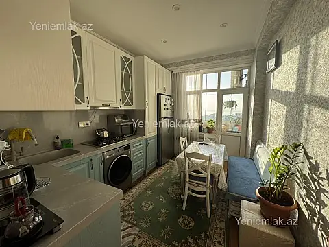 Satılır 3 otaqlı yeni tikili 105 m²