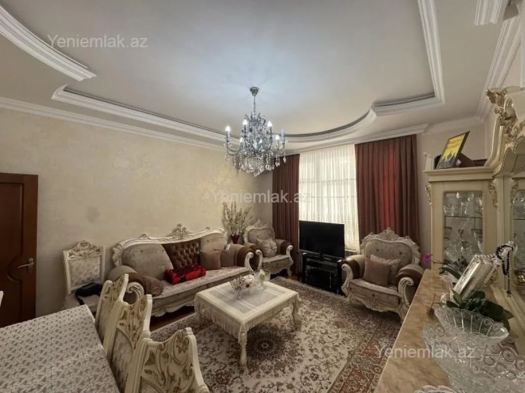 Satılır 3 otaqlı yeni tikili 105 m²