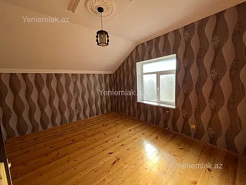 Satılır 5 otaqlı həyət evi 200 m²