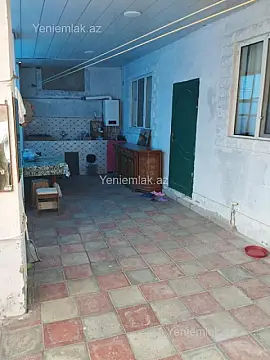 Satılır 4 otaqlı həyət evi 70 m²