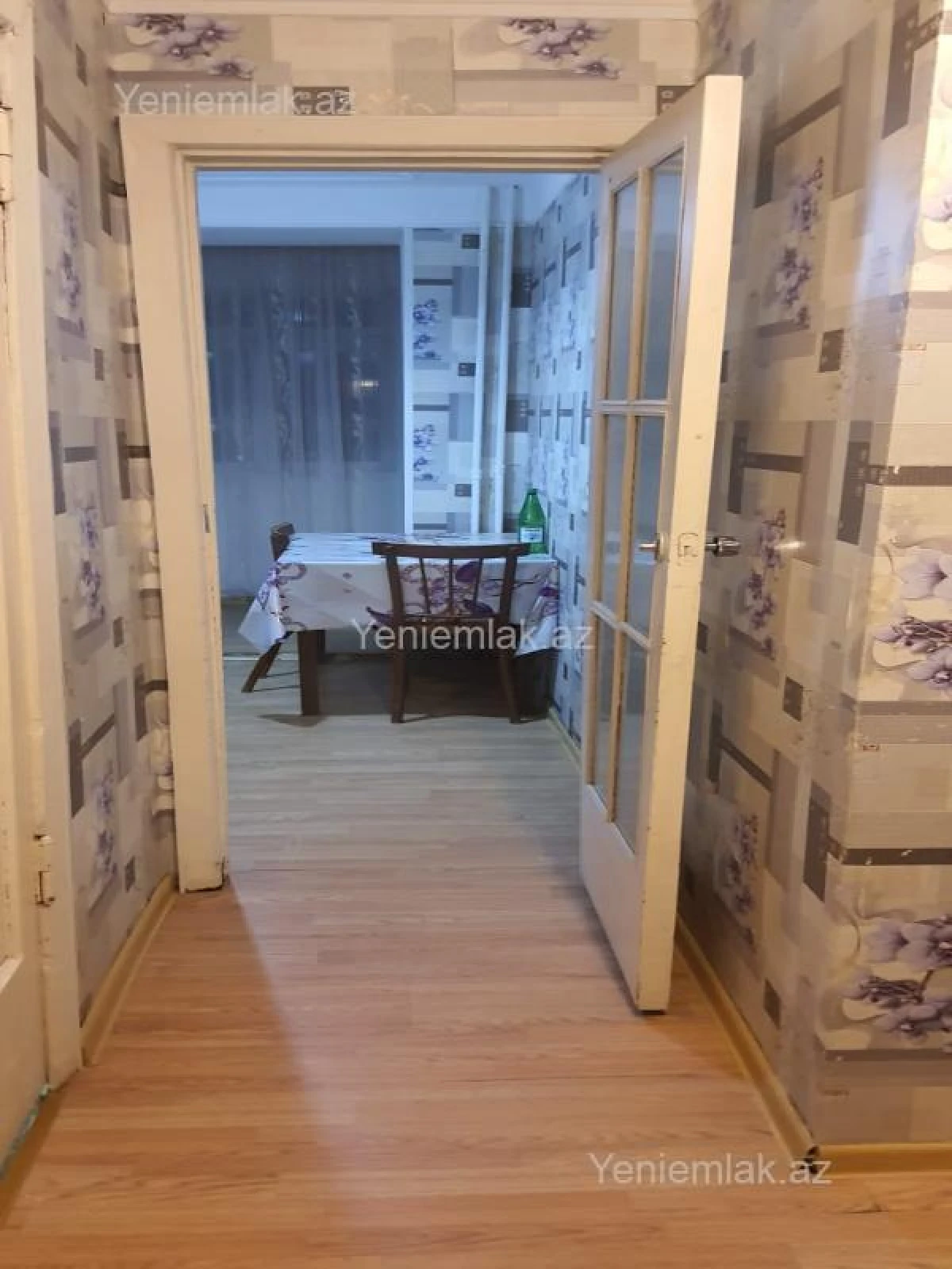 Satılır 2 otaqlı köhnə tikili 70 m²