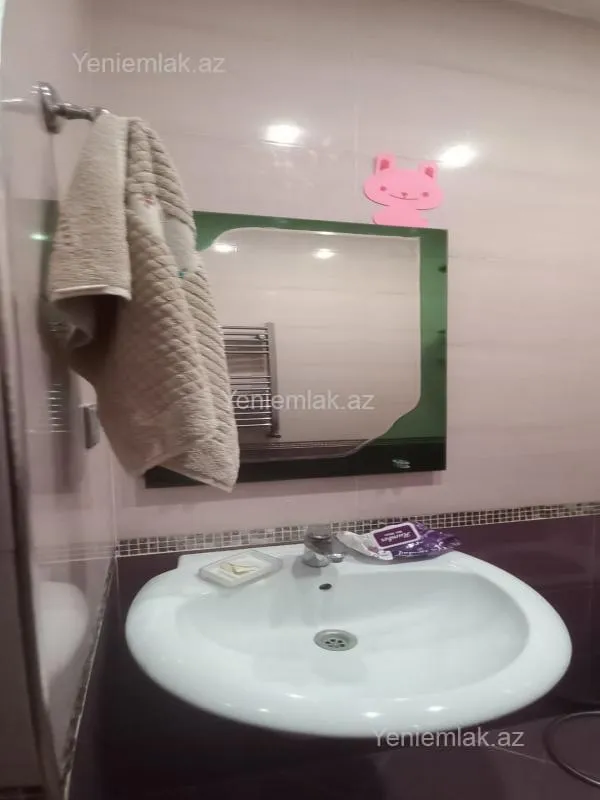 Satılır 3 otaqlı yeni tikili 100 m²