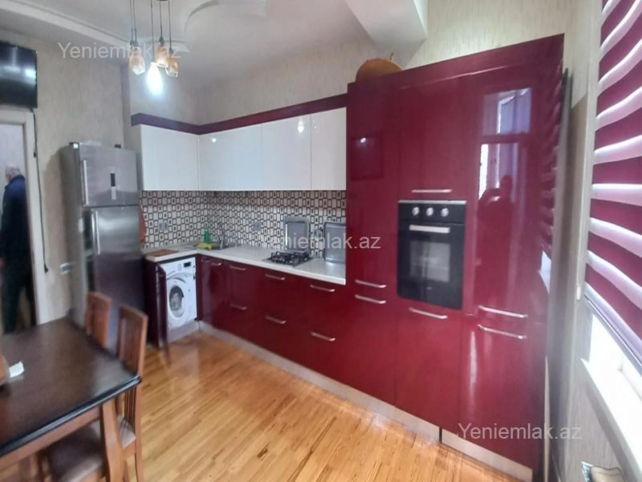 Satılır 3 otaqlı yeni tikili 100 m²