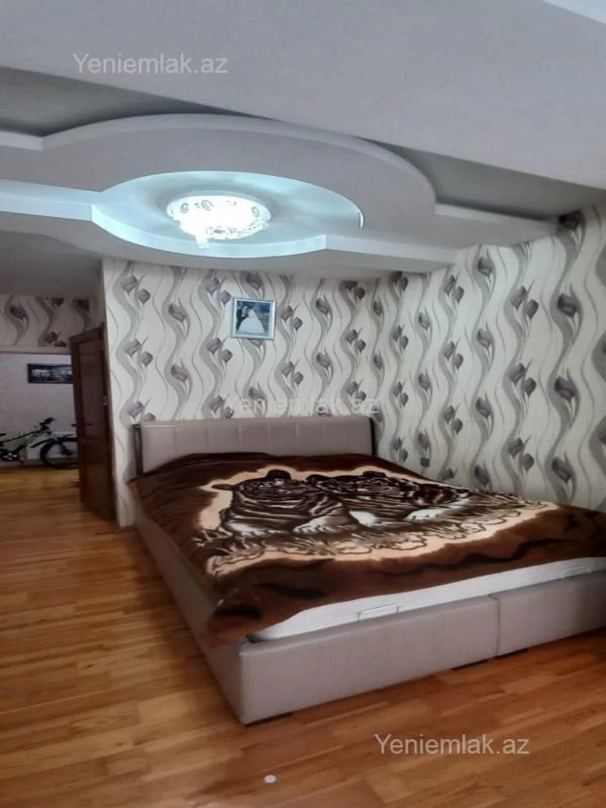 Satılır 3 otaqlı yeni tikili 100 m²