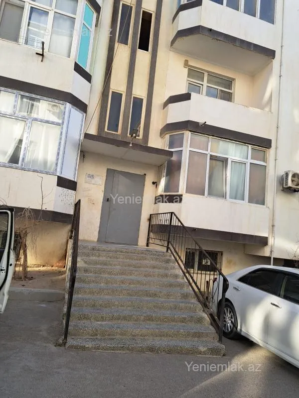 Satılır 3 otaqlı yeni tikili 74 m²